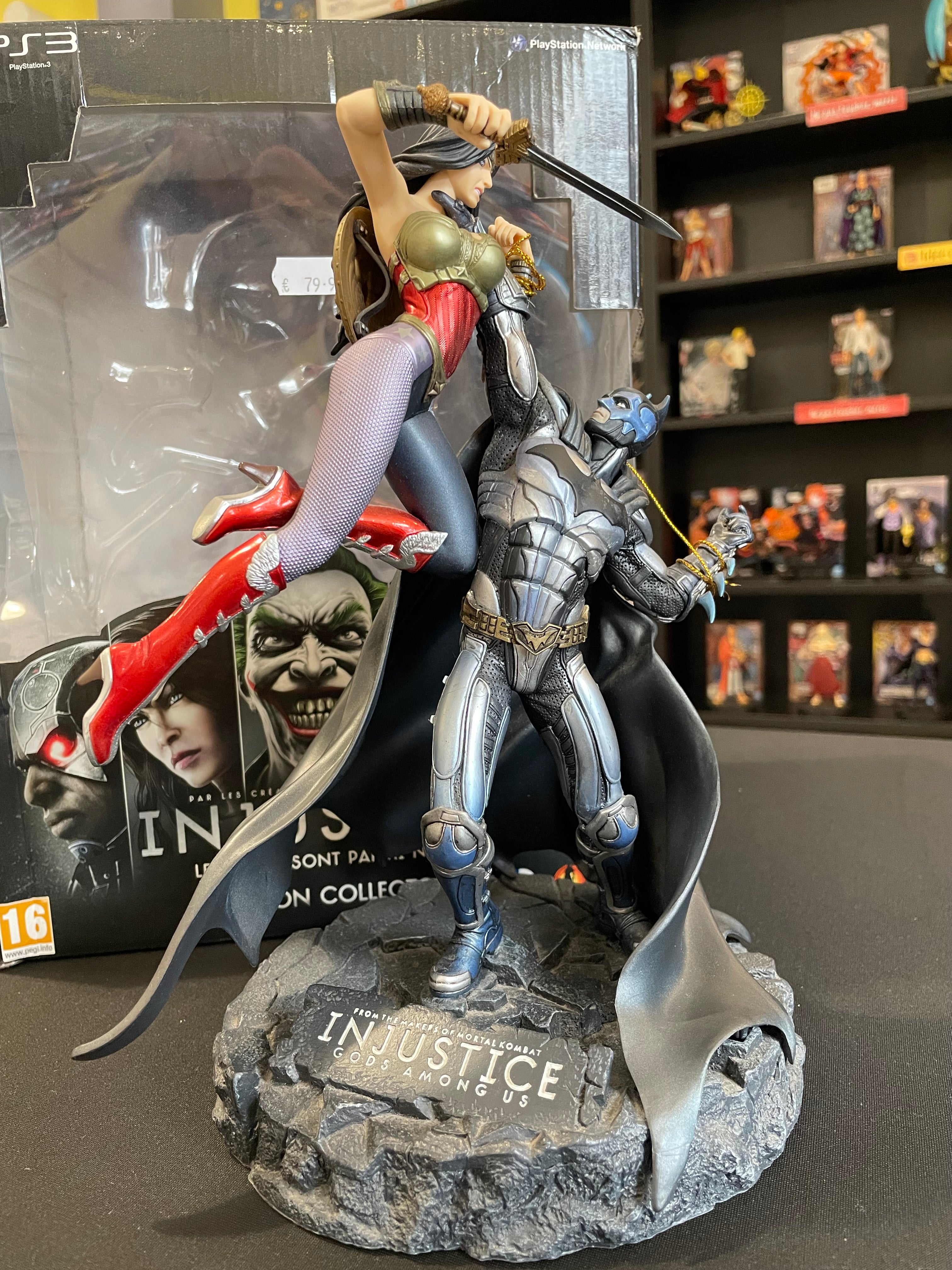 Statue Wonder Woman vs Batman – Injustice: Gods Among Us – Édition Collector