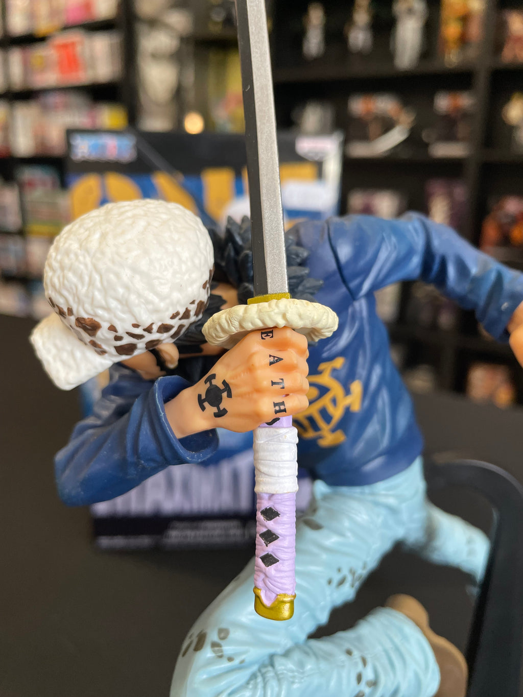 Figurine Trafalgar D. Water Law – The Grandline Series / Bandai Namco